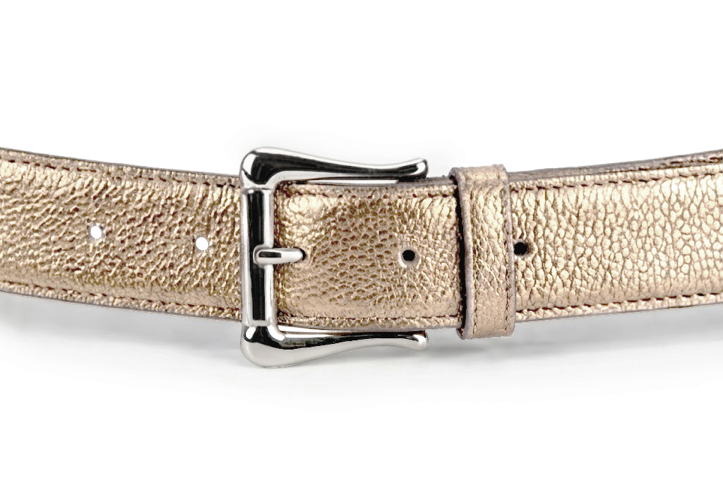 Discover this elegant made-to-order leather belt for women. Select your favorite style and fine leather color to complete your look., in gold leather.